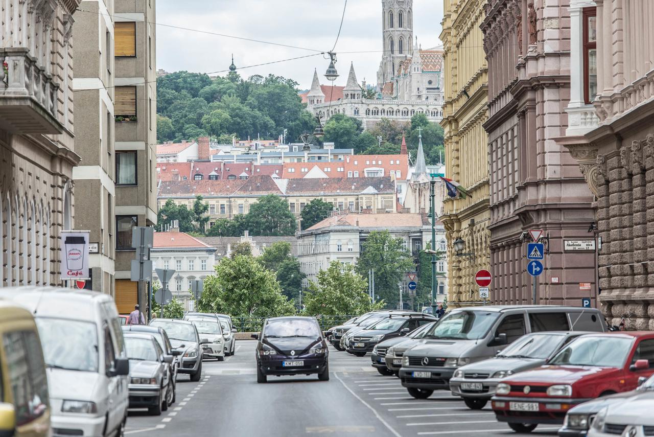 Oasis Apartments - Liberty Square Budapest Ngoại thất bức ảnh